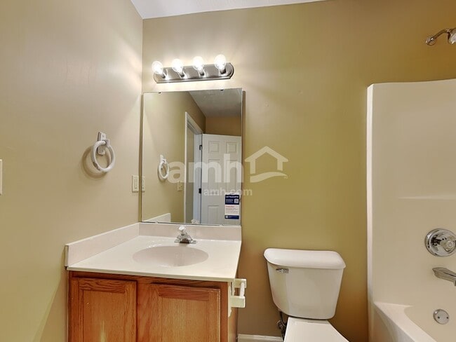 Building Photo - 6493 Lorinda Dr