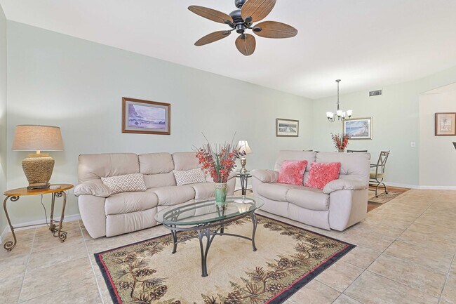 Building Photo - ***FULLY FURNISHED - 2/2 condo with LAKE V...