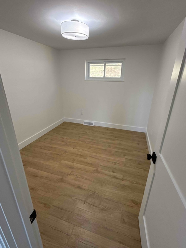 Building Photo - 873 Pleasant Hill Dr