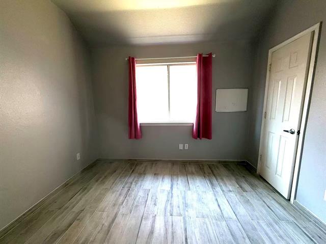 Building Photo - 9921 Tanglebrush Dr