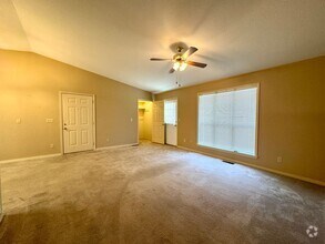 Building Photo - 2 Bed • 2 Bath • Overlooking the White River