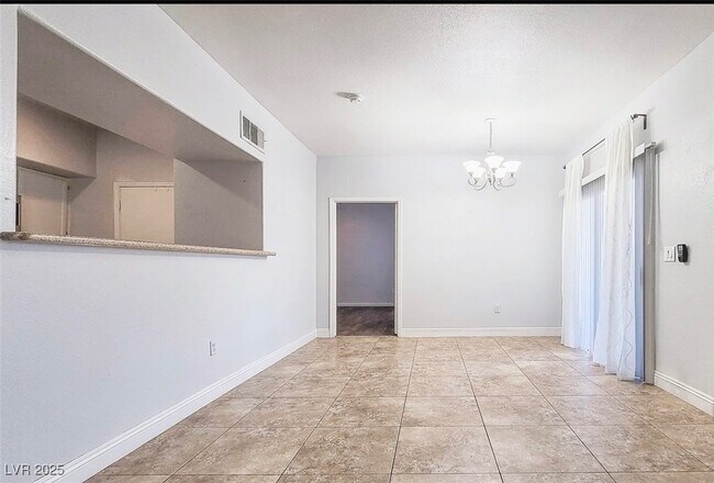 Primary Photo - 7255 W Sunset Rd