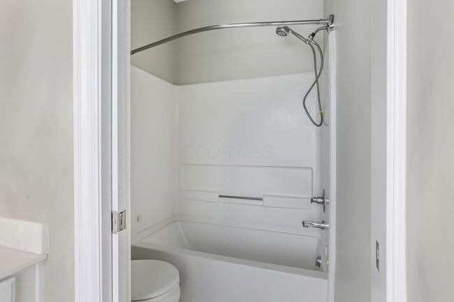 Building Photo - 319 W 2nd Ave