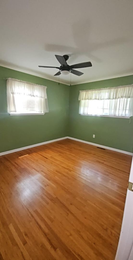 Building Photo - Beautiful 3 bed home
