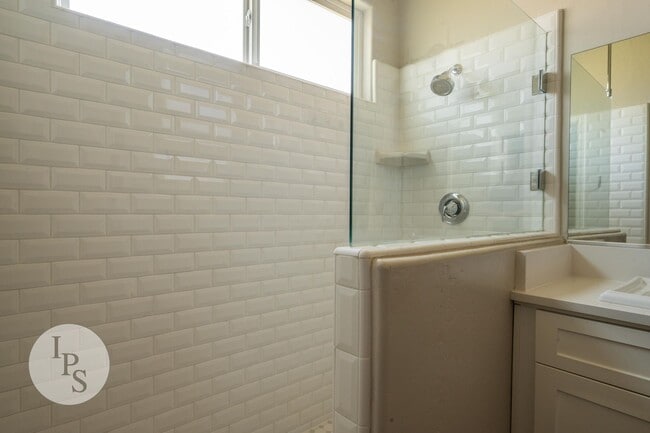 Building Photo - Clovis East Home, 2BR/2BA, Built 2019 in C...