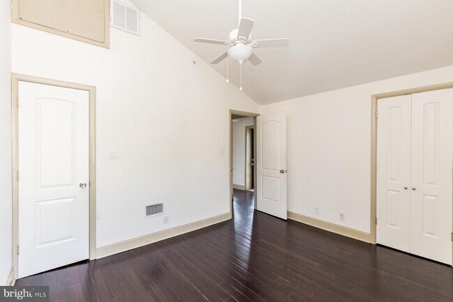 Building Photo - 1600 Frankford Ave