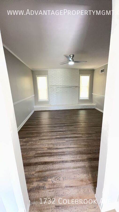 Building Photo - 1732 Colebrook Ave