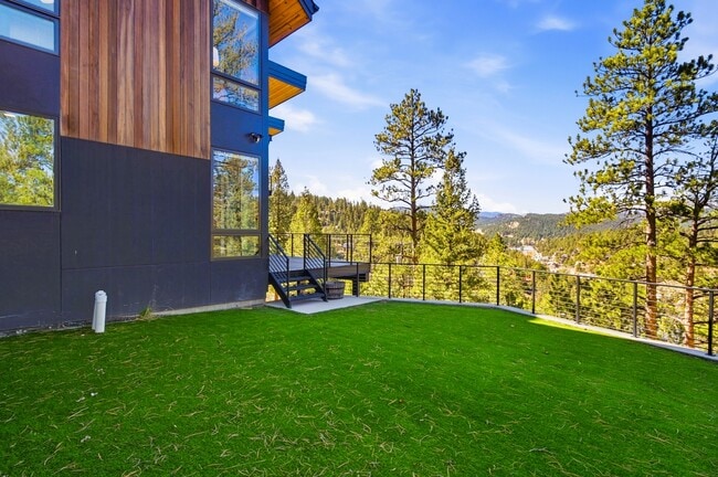 Building Photo - 4475 Forest Trail