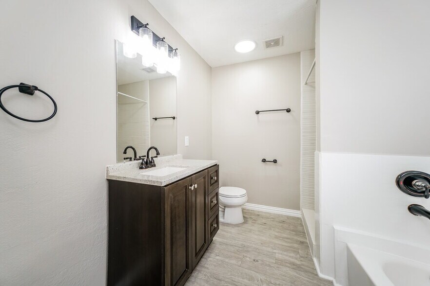 Building Photo - 22023 Soft Pines Ct