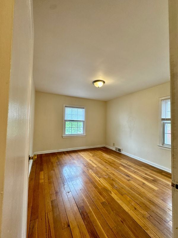 Building Photo - 4600 Chatsworth St