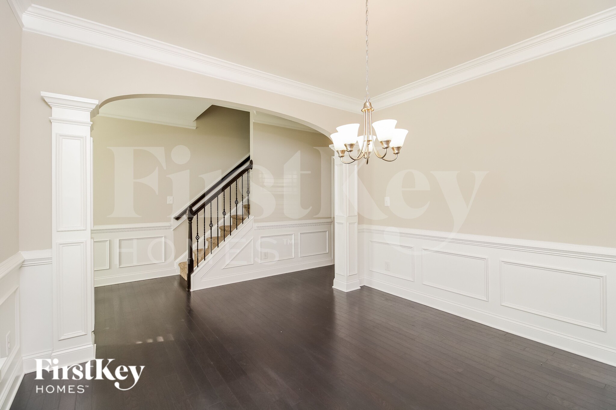 Building Photo - 2207 Talon Dr