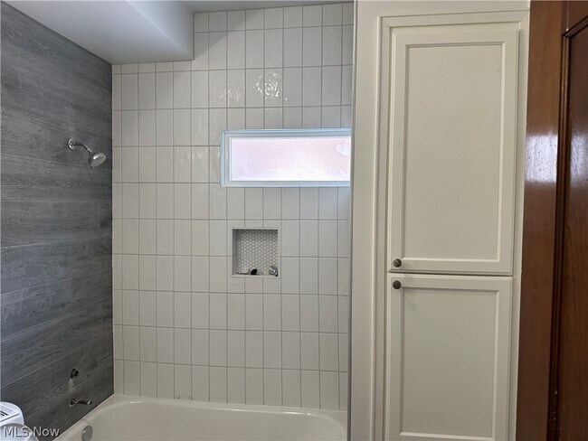 Building Photo - 1635 Belmar Rd