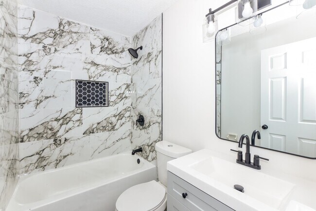 Building Photo - 7881 Collins Wood Cove