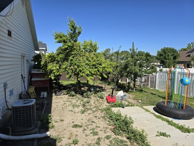 Building Photo - Charming 3-Bed Home in Lehi
