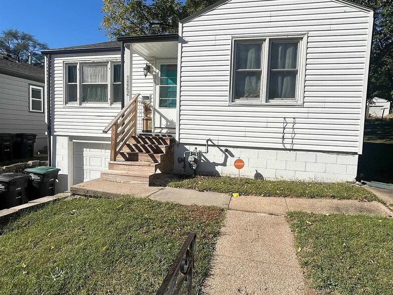 Building Photo - 3342 N 41st St