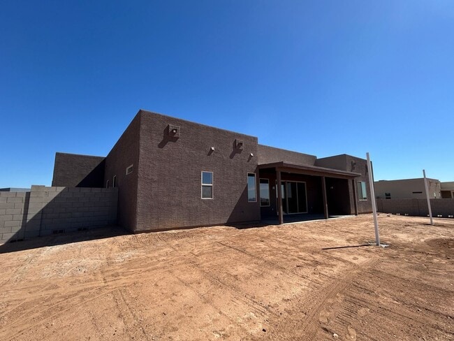 Building Photo - 23175 W Skinner Rd