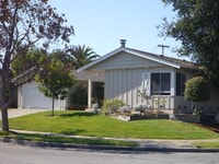 Building Photo - Single Family Home with Pool