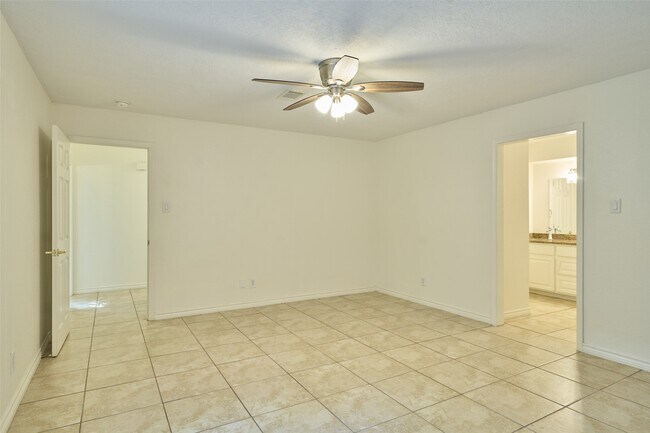 Building Photo - 11616 Timberwild St