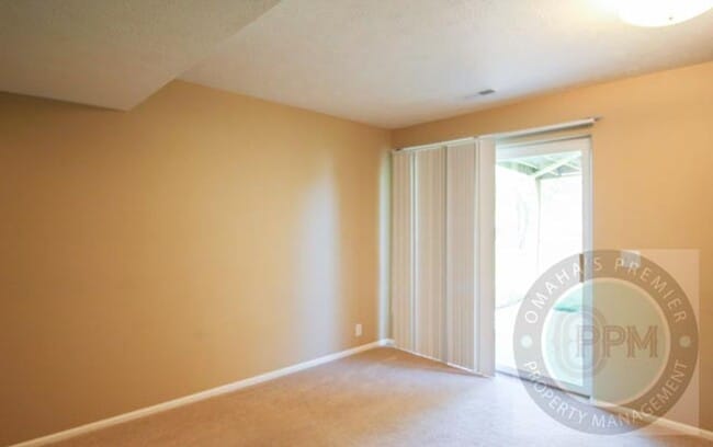 Building Photo - 3 bedroom / 2 Bath in Millard!
