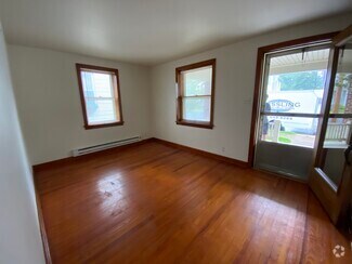 Building Photo - 415 S Lincoln St