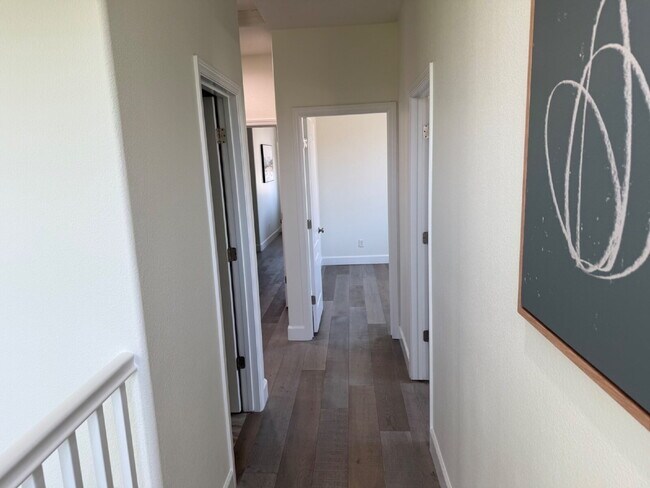 Building Photo - Beautiful Newer Built 3 Bed/2.5 Bath Detached Home in Great Livermore Location