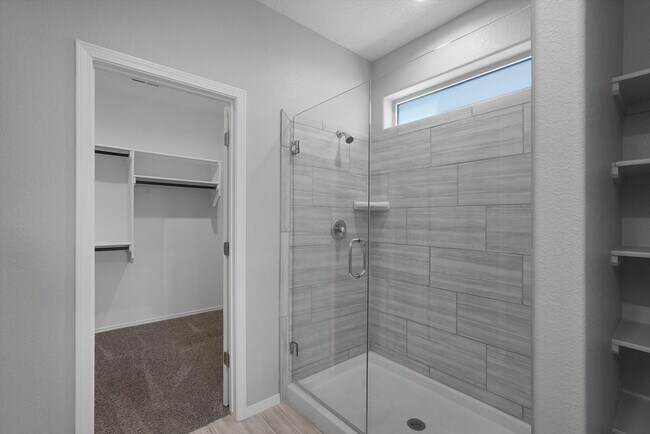 Building Photo - 3205 Tazanita Lp SE