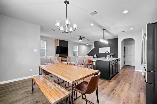Building Photo - 3915 Calasso Ct