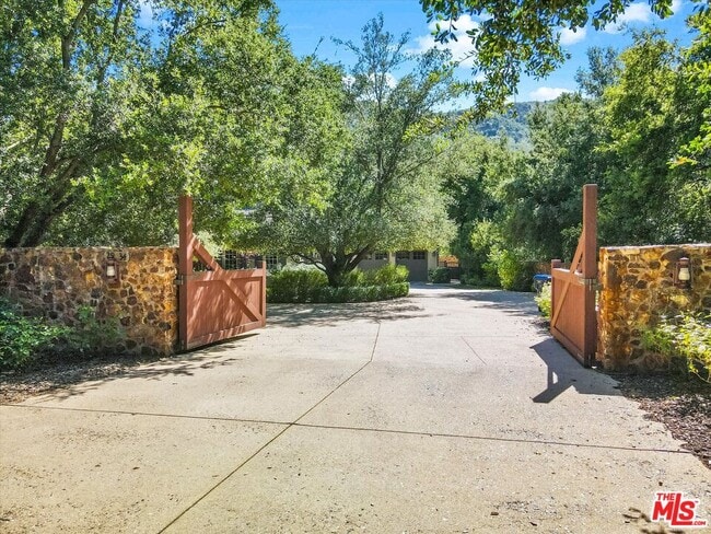 Building Photo - 29734 Mulholland Hwy