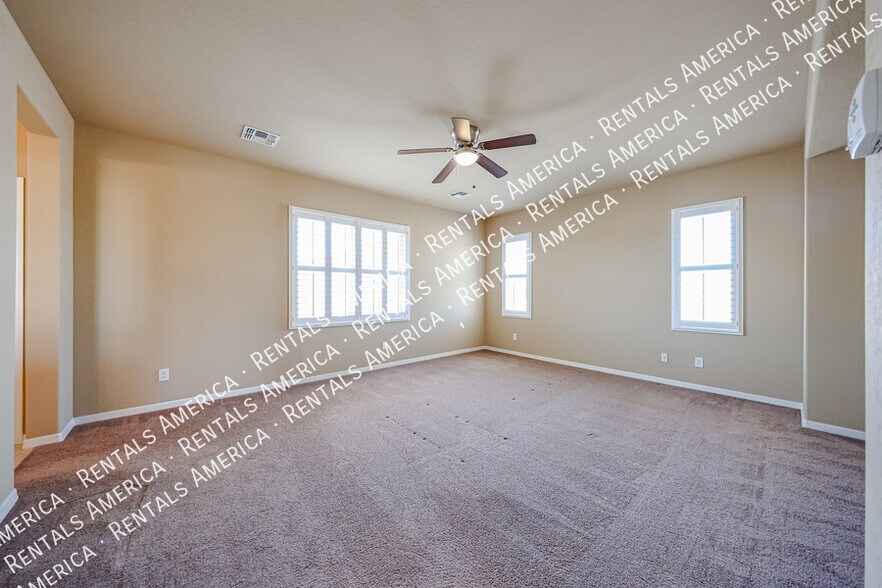 Building Photo - 3575 S Jasmine Dr