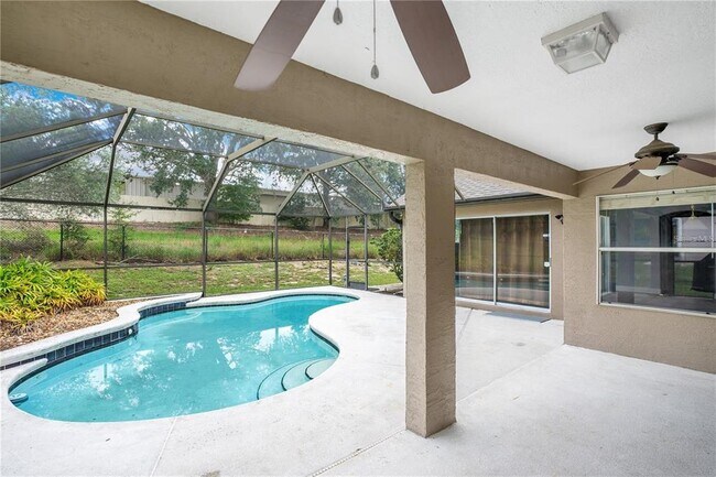 Building Photo - 14203 Vista Del Lago Blvd