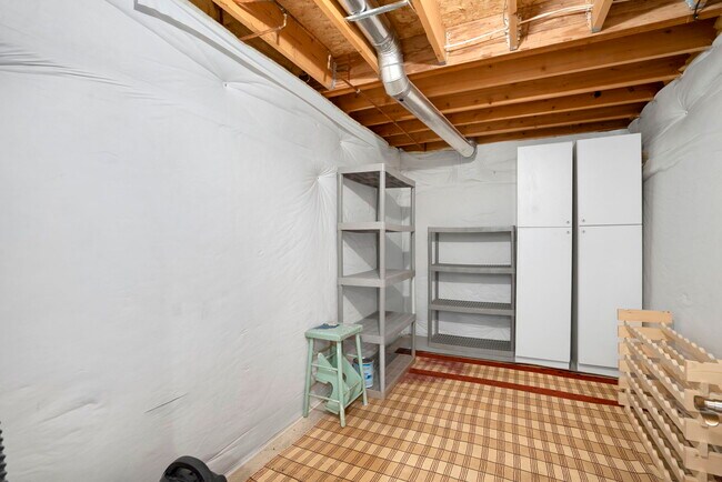 Building Photo - 1626 Foxhall Ct