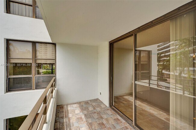 Building Photo - 600 Three Islands Boulevard