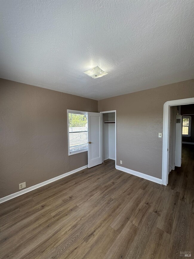 Building Photo - 158 Farragut Ave
