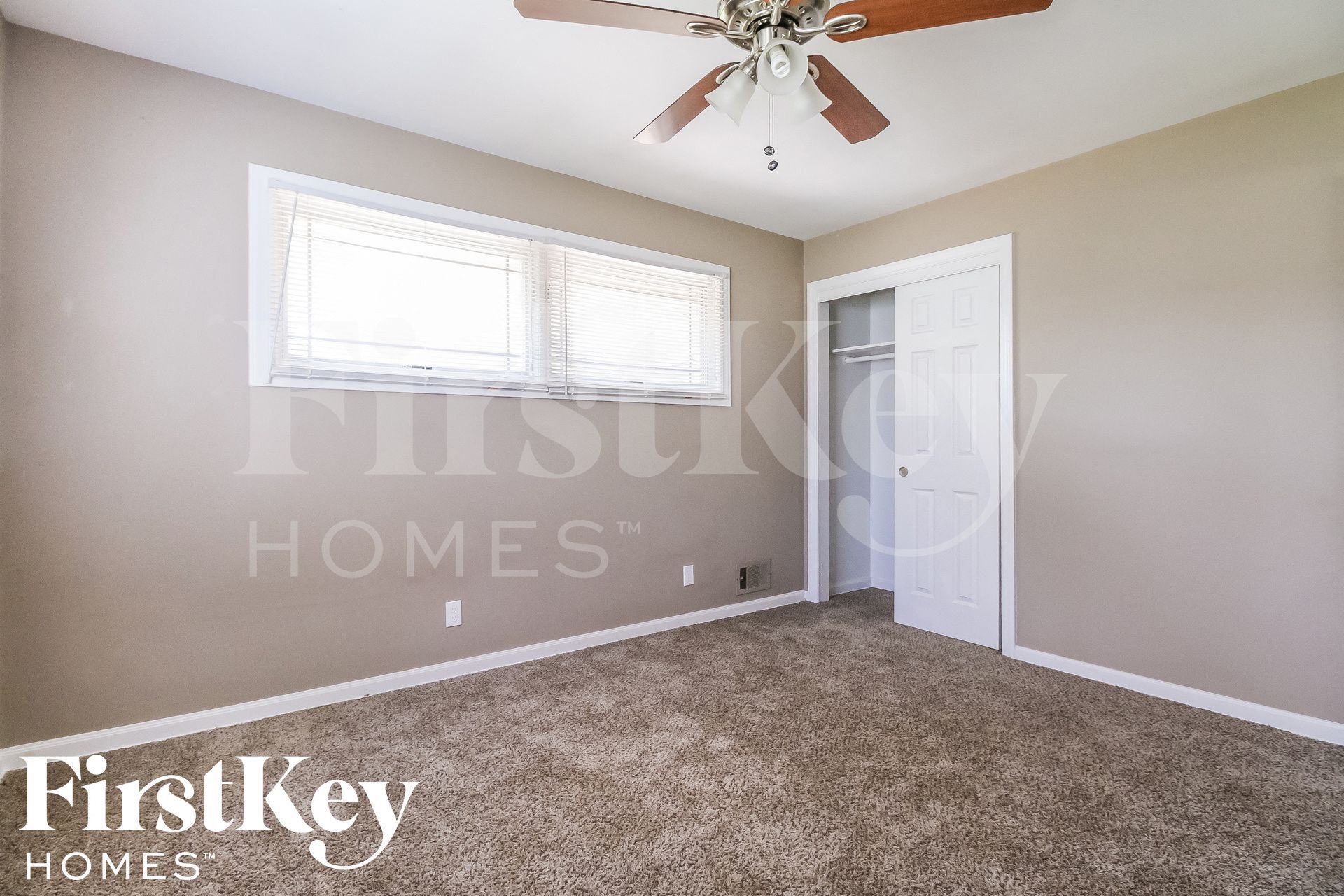 Building Photo - 2305 NE 61st St