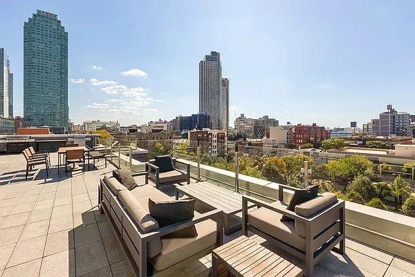 Building Photo - 0 bedroom in Long Island City NY 11101