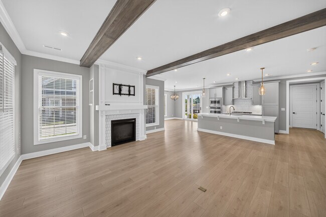 Building Photo - 1864 Celebration Cir