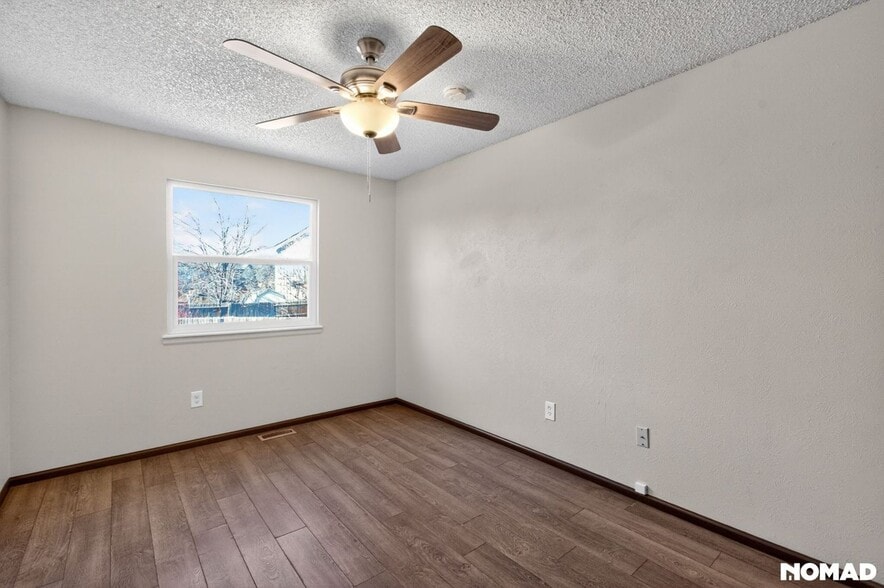 Building Photo - 17465 E Plateau Dr