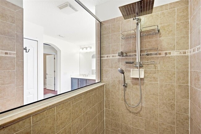 Building Photo - 2734 Silvermoss Dr