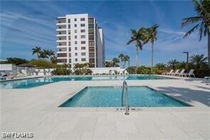 Building Photo - 2357 Gulf Shore Blvd N