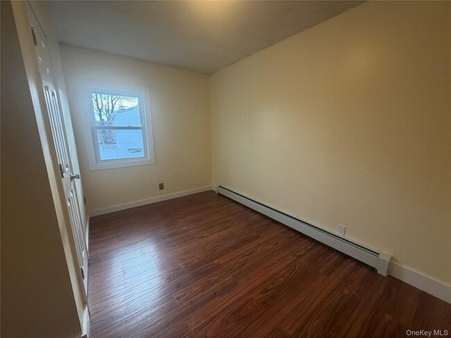 Building Photo - 14 Brookside Rd