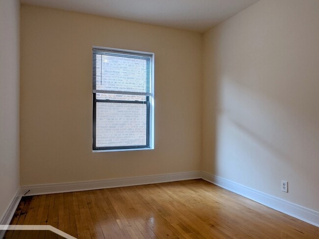 Building Photo - 2524 N Kedzie Blvd