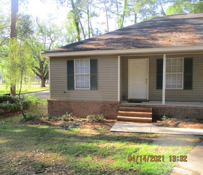 Primary Photo - 900 9th Ave