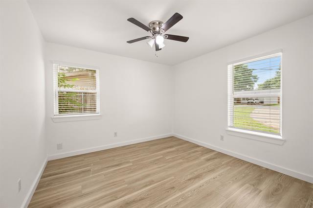 Building Photo - 840 Edgehill Dr