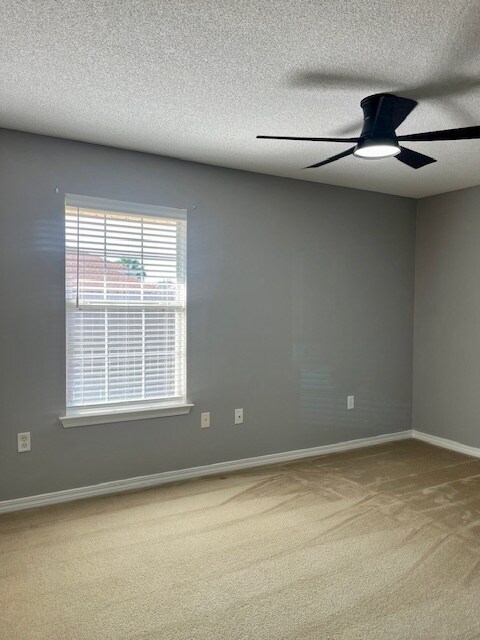 Building Photo - 9866 Parker Lake Cir