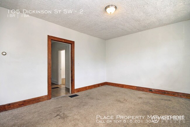 Building Photo - 105 Dickinson St SW