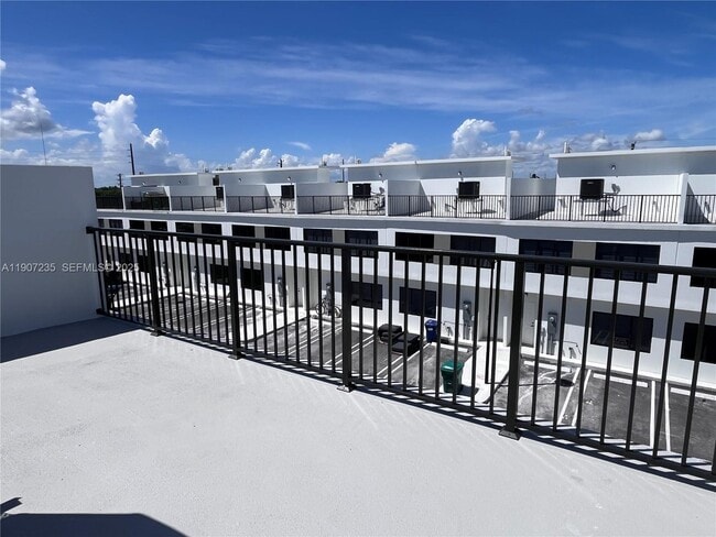 Building Photo - 14559 SW 261 St Ter