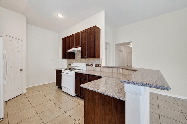 Building Photo - 3315 Madison Elm St