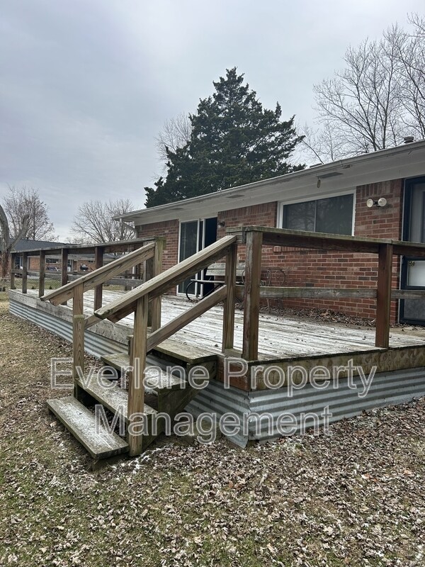Building Photo - 10243 Bayton Ct