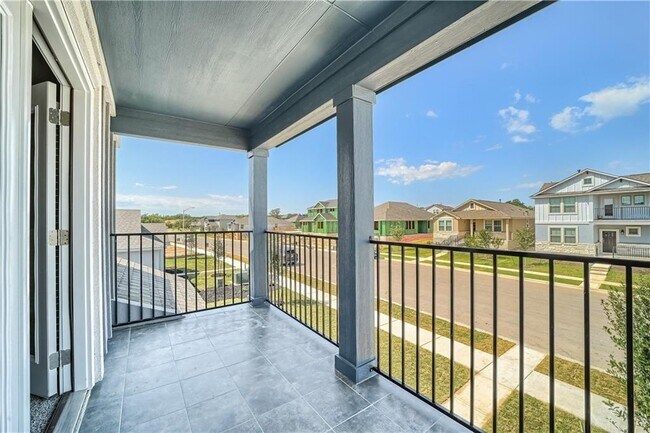 Building Photo - 2924 Sage Ranch Dr