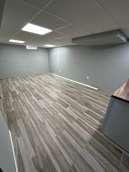 Building Photo - 6838 Moccasin St